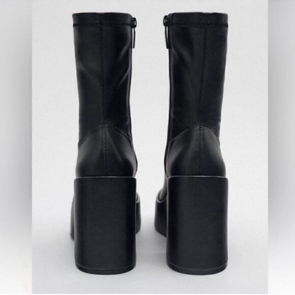 Zara Black Chunky Heel Platform Retro Ankle
Boots (Size 40/9) - Picture 7 of 12
